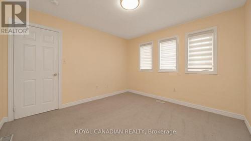 19 Outlook Avenue, Brampton, ON - Indoor Photo Showing Other Room