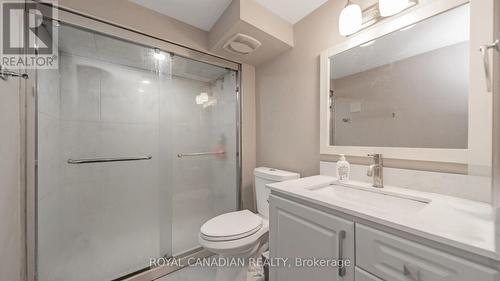 19 Outlook Avenue, Brampton, ON - Indoor Photo Showing Bathroom