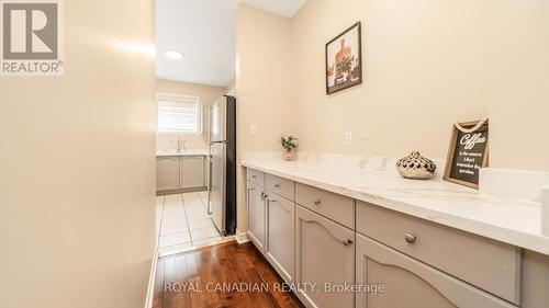 19 Outlook Avenue, Brampton, ON - Indoor