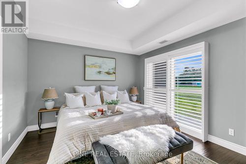 110 - 8475 Wyandotte Street E, Windsor, ON - Indoor Photo Showing Bedroom