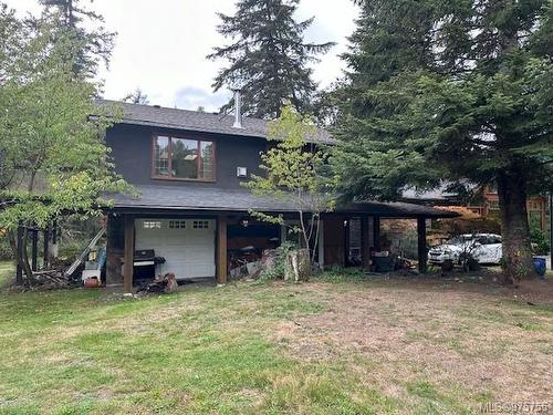 3744 Gibbins Rd, Duncan, BC 