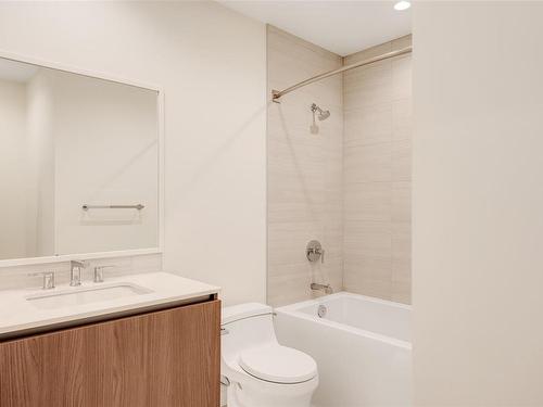 715-2000 Hannington Rd, Langford, BC - Indoor Photo Showing Bathroom