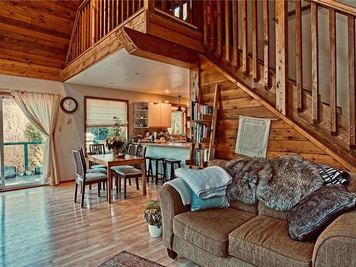 1373 Victoria Rd, Ucluelet, BC 