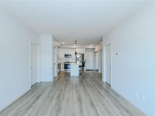 202-2469 Gateway Rd, Langford, BC - Indoor