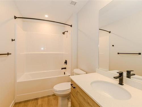 202-2469 Gateway Rd, Langford, BC - Indoor Photo Showing Bathroom