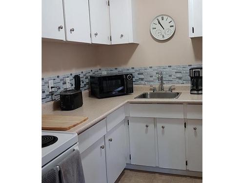 409-322 Birch St, Campbell River, BC - Indoor Photo Showing Kitchen