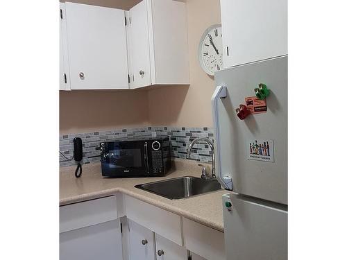 409-322 Birch St, Campbell River, BC - Indoor Photo Showing Kitchen