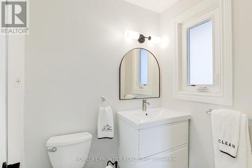 26 Flaremore Crescent, Toronto, ON - Indoor Photo Showing Bathroom