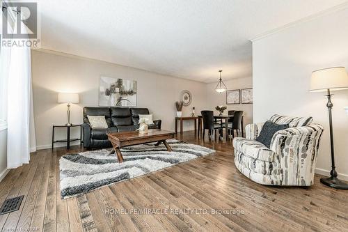 62 Barwood Crescent, Kitchener, ON - Indoor Photo Showing Living Room