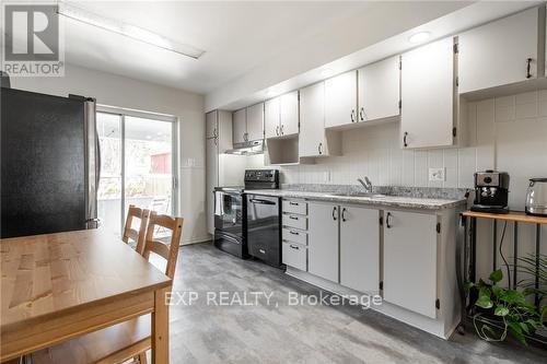 50 William Street, Hamilton, ON - Indoor Photo Showing Kitchen