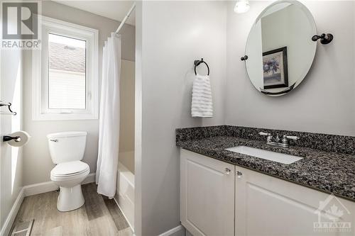 4 Piece family bathroom. - 165 Crampton Drive, Carleton Place, ON - Indoor Photo Showing Bathroom