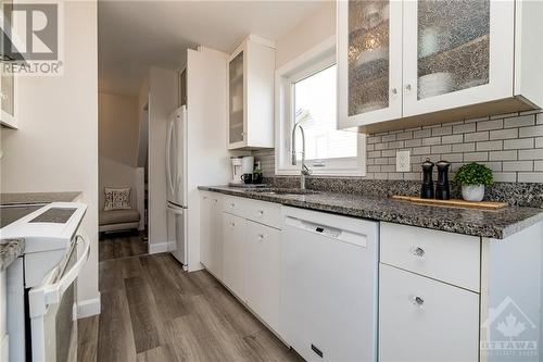 165 Crampton Drive, Carleton Place, ON - Indoor Photo Showing Kitchen