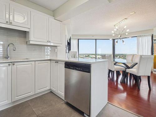 Kitchen - 1004-500 Rue St-Francois, Brossard, QC - Indoor Photo Showing Kitchen With Upgraded Kitchen