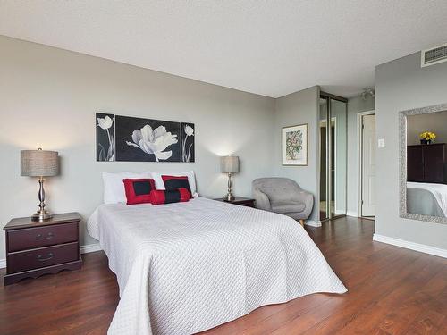 Master bedroom - 1004-500 Rue St-Francois, Brossard, QC - Indoor Photo Showing Bedroom