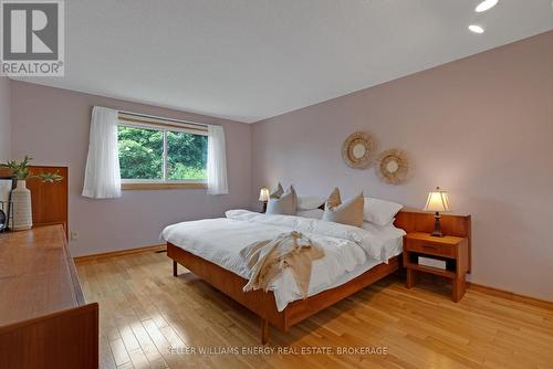 412 Aztec Drive, Oshawa (Mclaughlin), ON - Indoor Photo Showing Bedroom