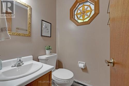 412 Aztec Drive, Oshawa (Mclaughlin), ON - Indoor Photo Showing Bathroom