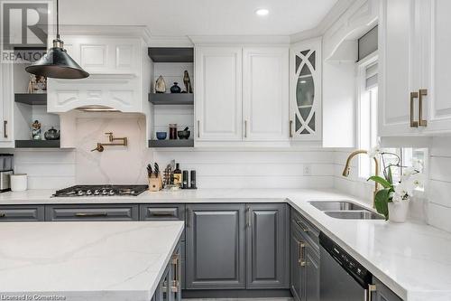 88 Graham Avenue S, Hamilton, ON - Indoor Photo Showing Kitchen With Double Sink With Upgraded Kitchen