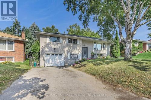 12 Roslyn Road, Barrie, ON - Outdoor