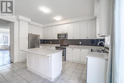 10 Faye Street, Brampton, ON - Indoor Photo Showing Kitchen With Double Sink