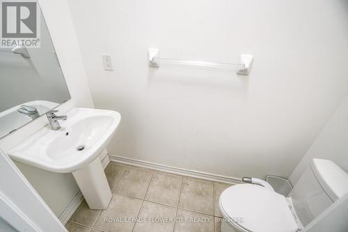 10 Faye Street, Brampton, ON - Indoor Photo Showing Bathroom