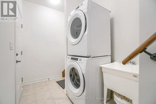 10 Faye Street, Brampton, ON - Indoor Photo Showing Laundry Room