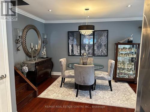 1 - 223 Picton Street E, Hamilton, ON - Indoor Photo Showing Dining Room