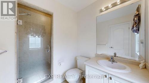 955 Ernest Cousins Circle, Newmarket, ON - Indoor Photo Showing Bathroom