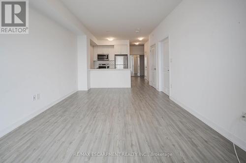 715 - 450 Dundas Street E, Hamilton, ON - Indoor Photo Showing Kitchen