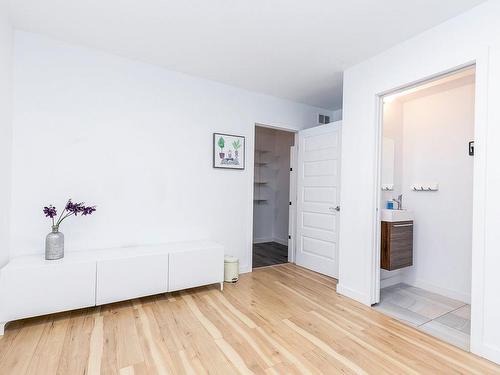 Family room - 5334 Rue De Contrecoeur, Montréal (Mercier/Hochelaga-Maisonneuve), QC 