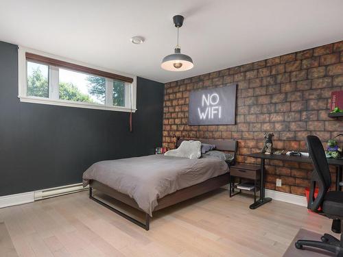 Chambre Ã Â coucher - 3380 Rue De Bavière, Longueuil (Le Vieux-Longueuil), QC - Indoor Photo Showing Bedroom