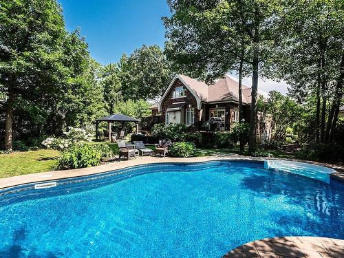 Piscine - 3380 Rue De Bavière, Longueuil (Le Vieux-Longueuil), QC - Outdoor With In Ground Pool With Backyard