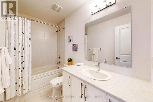 104 Edminston Drive, Centre Wellington, ON - Indoor Photo Showing Bathroom