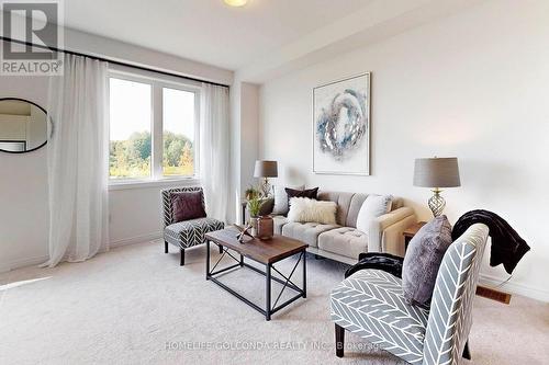 104 Edminston Drive, Centre Wellington, ON - Indoor Photo Showing Living Room