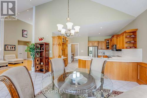 3750 Kalar Road, Niagara Falls, ON - Indoor Photo Showing Dining Room