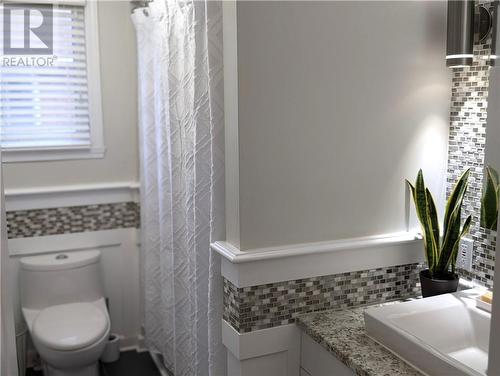 3371 Bruce Street, Cornwall, ON - Indoor Photo Showing Bathroom