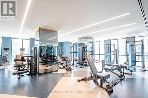 812 - 1 Yorkville Avenue, Toronto, ON - Indoor Photo Showing Gym Room