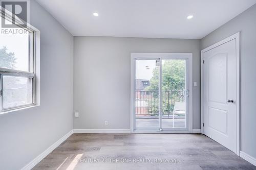 3Rd Flr - 850 Carlaw Avenue, Toronto, ON - Indoor Photo Showing Other Room