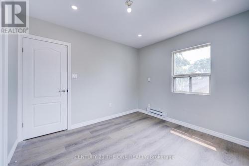 3Rd Flr - 850 Carlaw Avenue, Toronto, ON - Indoor Photo Showing Other Room