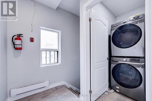 3Rd Flr - 850 Carlaw Avenue, Toronto, ON - Indoor Photo Showing Laundry Room