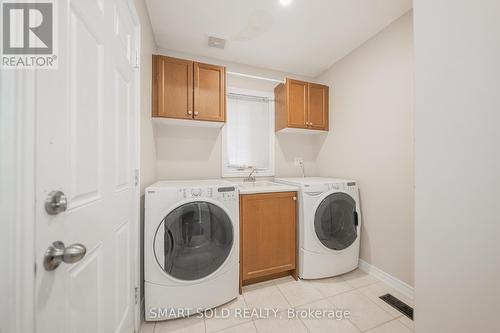 204 Bayberry Street, Whitchurch-Stouffville, ON - Indoor Photo Showing Laundry Room