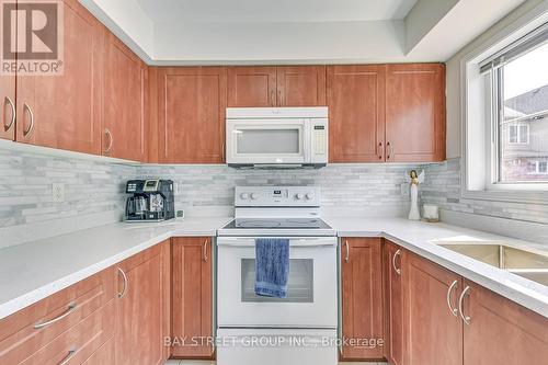 15 - 2450 Post Road, Oakville, ON - Indoor Photo Showing Kitchen