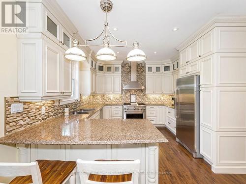 373 Creek View Road, Kawartha Lakes, ON - Indoor Photo Showing Kitchen With Stainless Steel Kitchen With Double Sink With Upgraded Kitchen