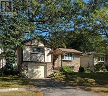 391 LAKEVIEW Drive  Waterloo, ON N2L 5M6