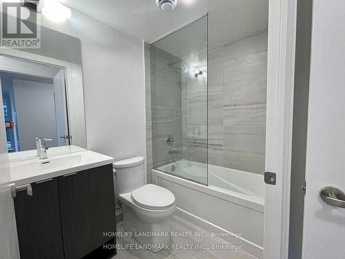 2811 - 138 Downes Street, Toronto, ON - Indoor Photo Showing Bathroom