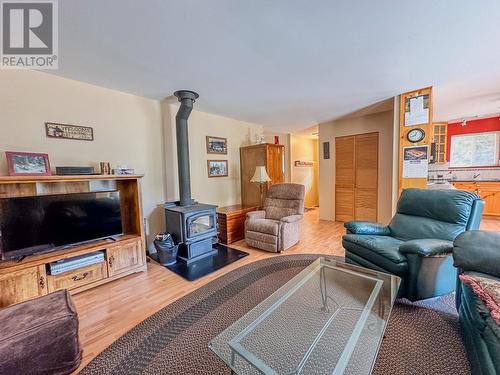 125 Missezula Lake Road, Princeton, BC - Indoor Photo Showing Living Room