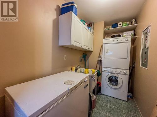 125 Missezula Lake Road, Princeton, BC - Indoor Photo Showing Laundry Room