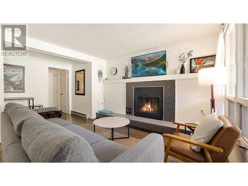 2030 Panorama  Drive Unit# 530, Panorama, BC - Indoor Photo Showing Living Room With Fireplace