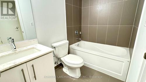 403 - 58 Orchard View Boulevard, Toronto, ON - Indoor Photo Showing Bathroom