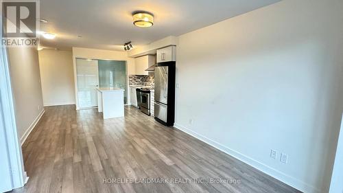 403 - 58 Orchard View Boulevard, Toronto, ON - Indoor Photo Showing Kitchen