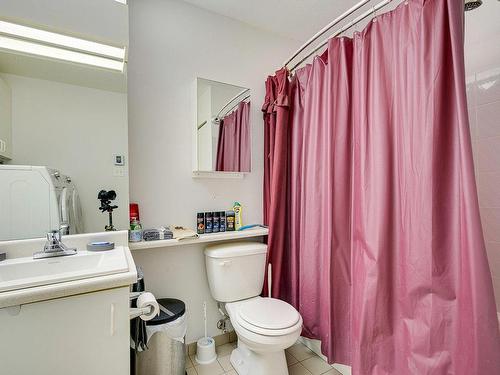 Bathroom - 204-305 Rue Laviolette, Saint-Jérôme, QC - Indoor Photo Showing Bathroom